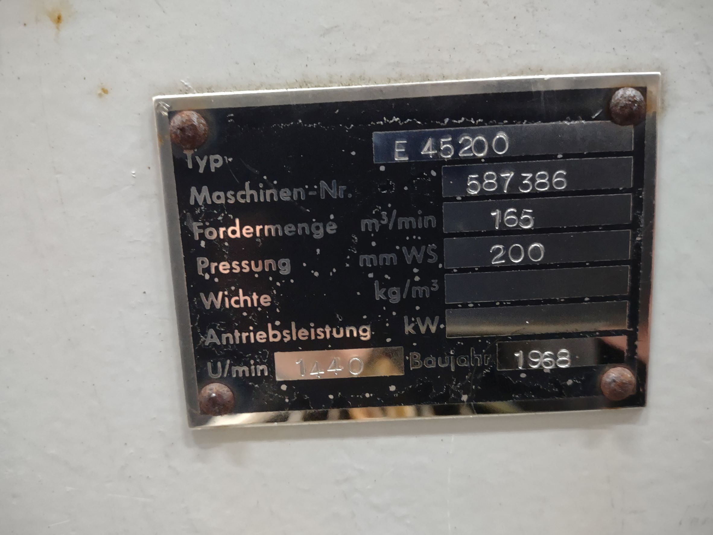 Ventilator Lüfter - 165 m³|min.